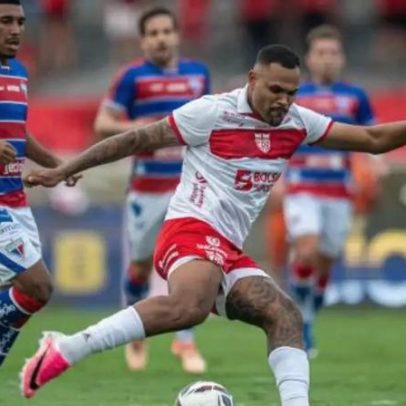 CRB e Fortaleza empatam na Série B no Rei Pelé