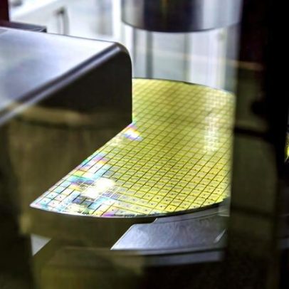 STMicro eleva estimativa de receita de data center para US$ 1 bilhão
