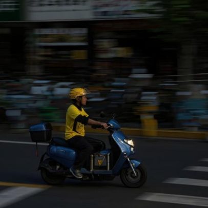 Alibaba oferece US$ 1,5 bi por rede chinesa em disputa com Meituan