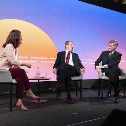 Brexit às 10: Rees-Mogg discute com Alastair Campbell