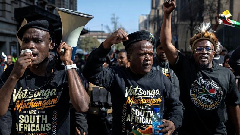 Empresas de frete sul-africanas se preparam para protestos contra imigrantes