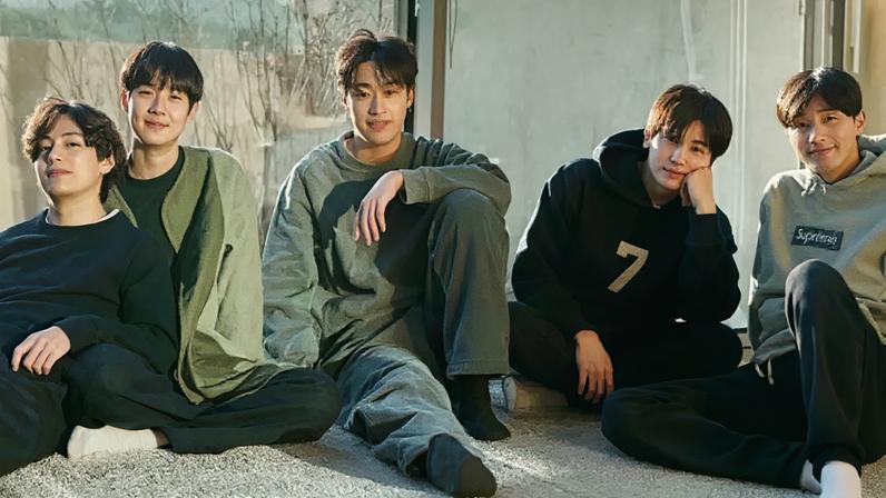 BTS quer que fãs curtam os shows sem celulares levantados