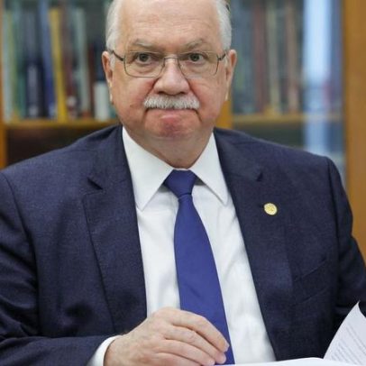 Fachin diz que STF deve divulgar regras para supersalários ainda em junho