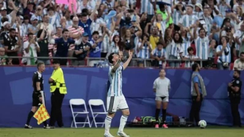 Estreia da França contou com o estádio MetLife Stadium lotado –