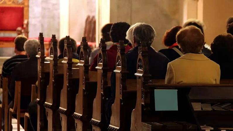 A tradição cristã dedica o dia 29 de junho a São Pedro e associa o apóstolo ao papel de líder da Igreja primitiva.