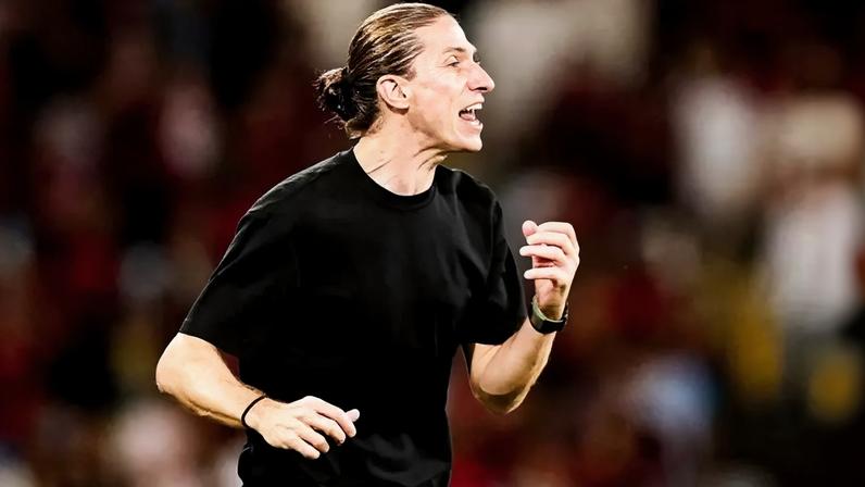 Guto Ferreira, treinador do Vila Nova-GO –