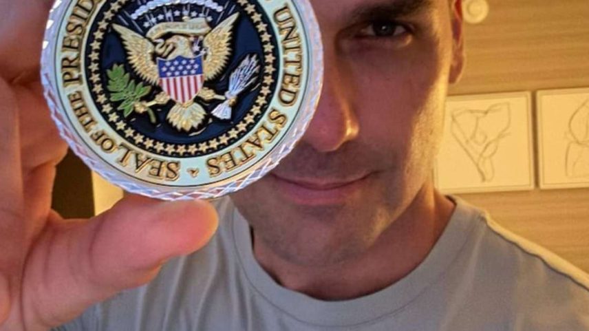 Eduardo Bolsonaro é réu no STF por coação no curso do processo
