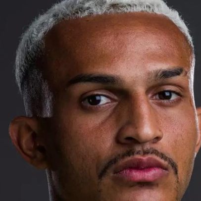 Lesão grau 3 no adutor encerra sonho de Wesley na Copa 2026