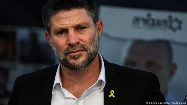 Ministro das Finanças de Benjamin Netanyahu, Bezalel Smotrich lidera um partido religioso de ultradireita e é responsável pela política de assentamentos de Israel na Cisjordânia