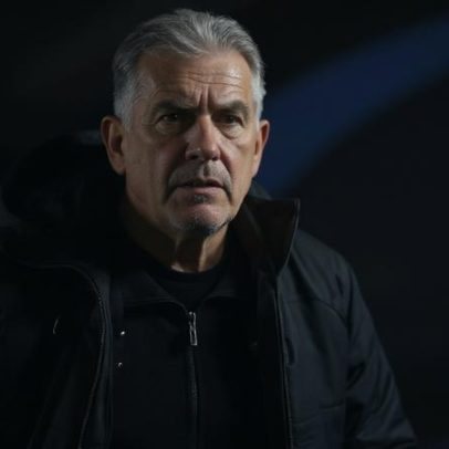 Técnico de Gana iguala recorde histórico de cinco Copas do Mundo consecutivas