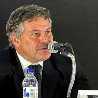 Vice-presidente do Corinthians solicita licença em meio a escândalo de materiais