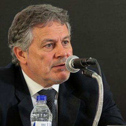 Justiça aceita denúncia e torna vice-presidente do Corinthians réu no caso Nike