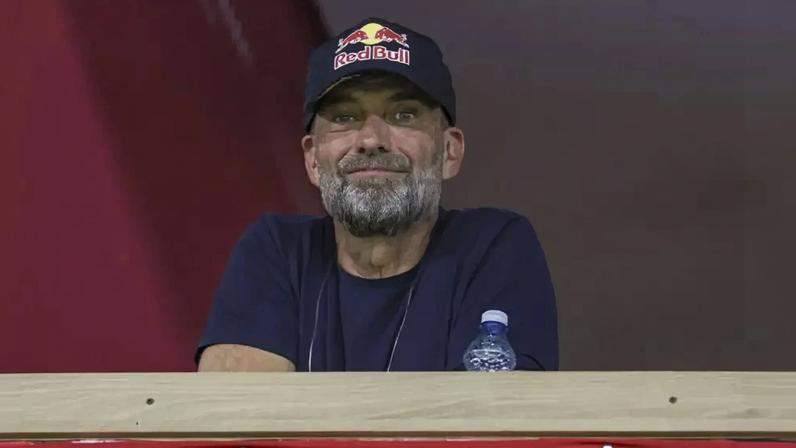 Jurgen Klopp não treina um clube de futebol desde a saída do Liverpool –