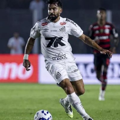 Santos rescinde contrato com jogador da seleção