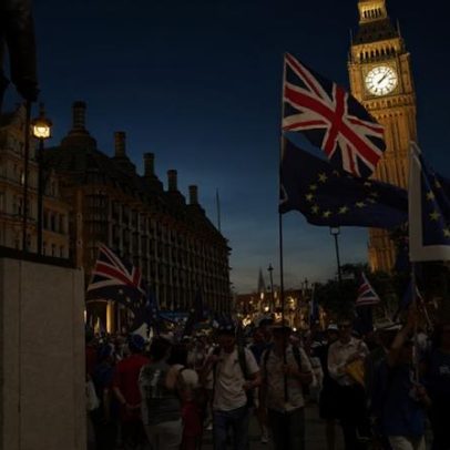 Brexit completa 10 anos em meio a nova crise política no Reino Unido