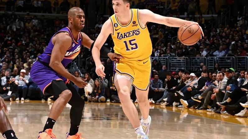 Lakers fecha acordo e garante armador por quatro temporadas