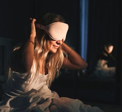 Máscaras de dormir podem causar espinhas? 12 pontos para saber