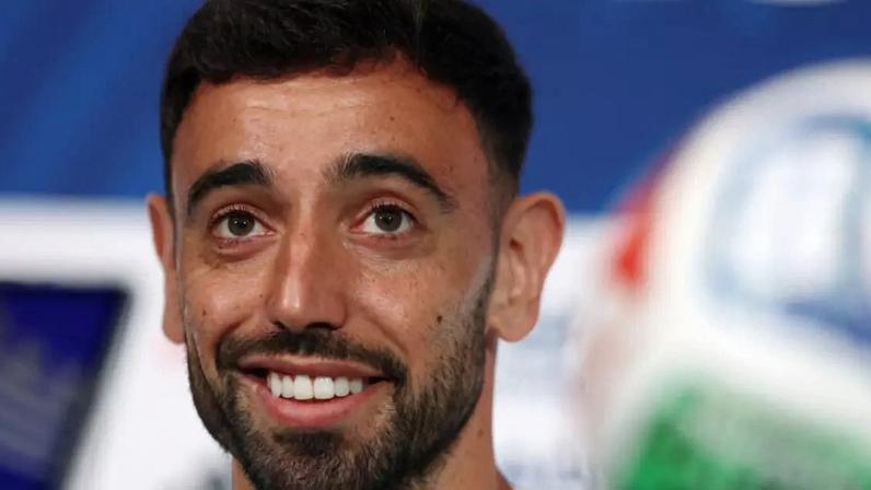 Bruno Fernandes durante entrevista coletiva em Houston, em 16/06/2026.