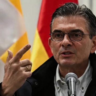 Rodrigo Paz descarta renúncia e promulga lei sobre estado de exceção na Bolívia