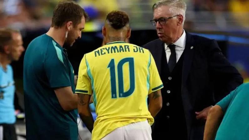 Neymar voltou a atuar com a camisa da Seleção Brasileira –