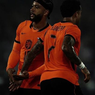 Corinthians se reapresenta sem Memphis e Carrillo para intertemporada