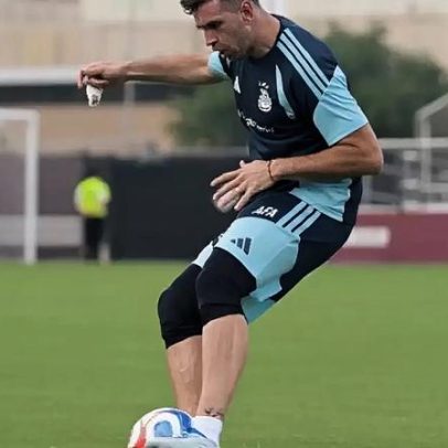 Imprensa argentina confirma Dibu Martínez como titular na estreia da Copa