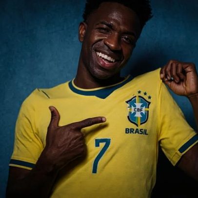 Site aponta camisa do Brasil como segunda mais bonita da Copa
