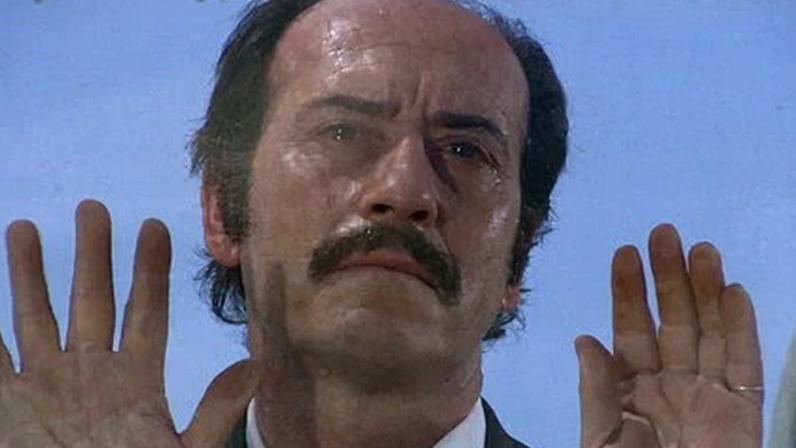 La Cabina/El Televisor: medo e ansiedade na TV durante o franquismo