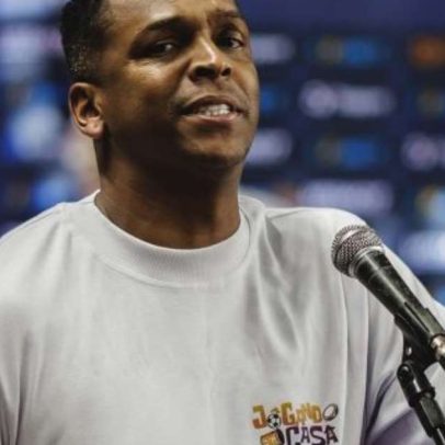 Ex-atacante Jô é preso por dívida de pensão em Belo Horizonte
