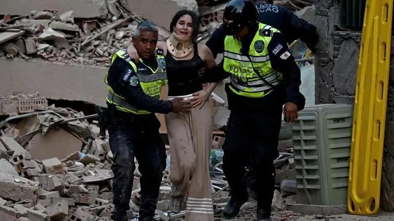 Imagens mostram danos significativos em edifícios de Caracas