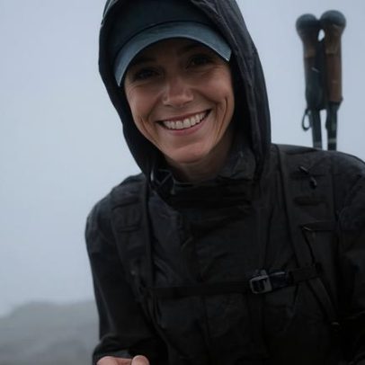 Kate completa desafio Three Peaks para apoiar instituição de câncer