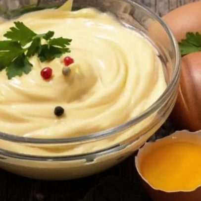 Maionese caseira fit substitui versão industrializada sem perder sabor