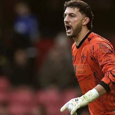 Goleiro da Copa ficou conhecido após expulsão por urinar em campo