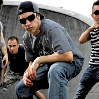 Junior relembra jam com Champignon, tocando System of a Down e Queens
