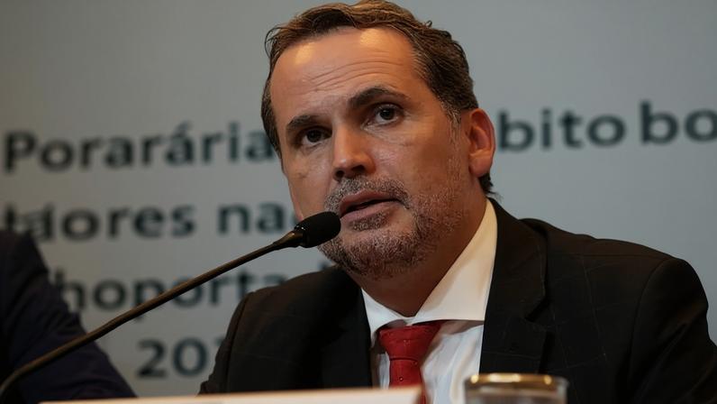 13.mai.2026 - O ministro do Planejamento e Orçamento, Bruno Moretti