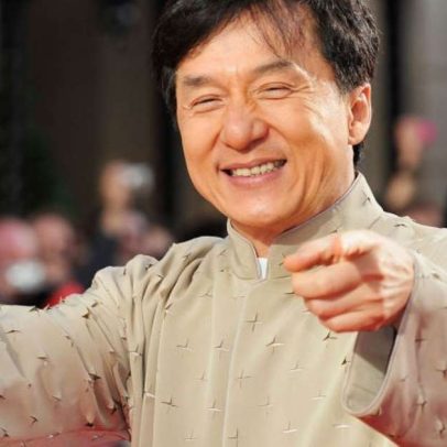 Jackie Chan, aos 71, diz que cenas de ação dependem da memória muscular