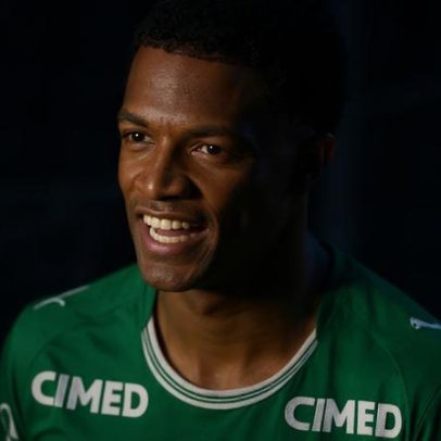 Palmeiras goleia América-MG e mantém liderança no Sub-20