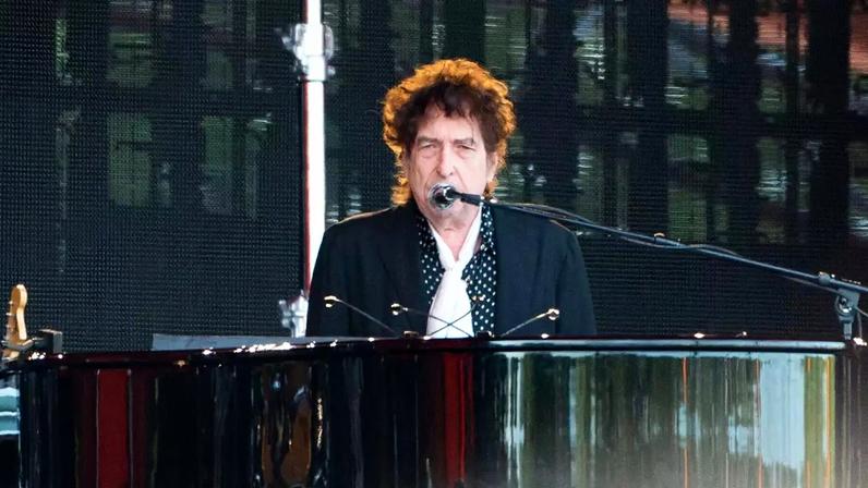 Bob Dylan diz gostar de música do Foo Fighters