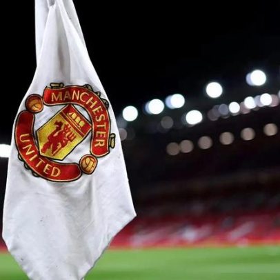 Família Glazer estima valor de venda bilionário do Manchester United