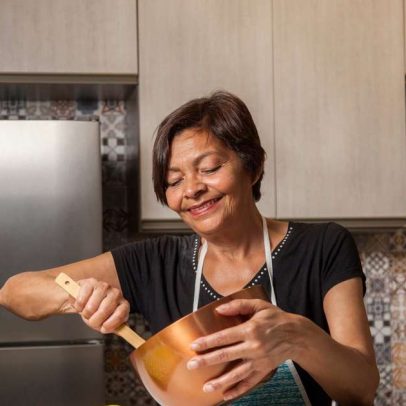 Bolo esquecido conquista novos fãs e volta a celebrar a tradição
