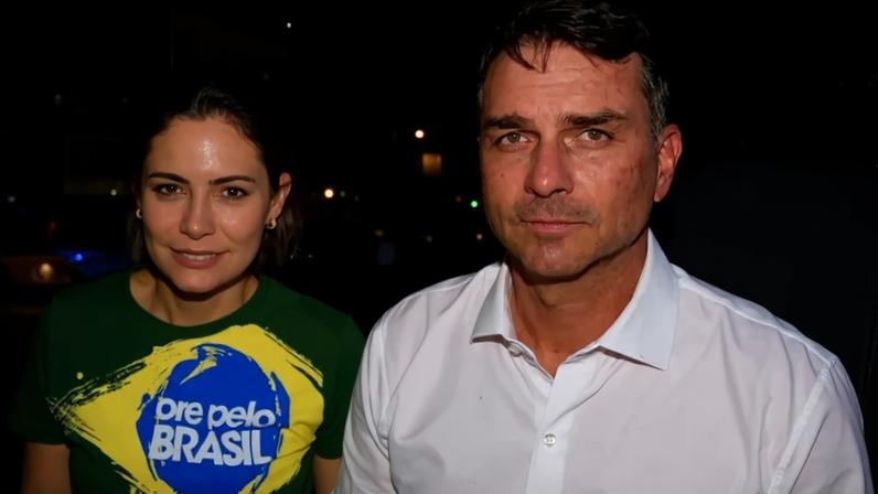 Michelle Bolsonaro e Flávio Bolsonaro