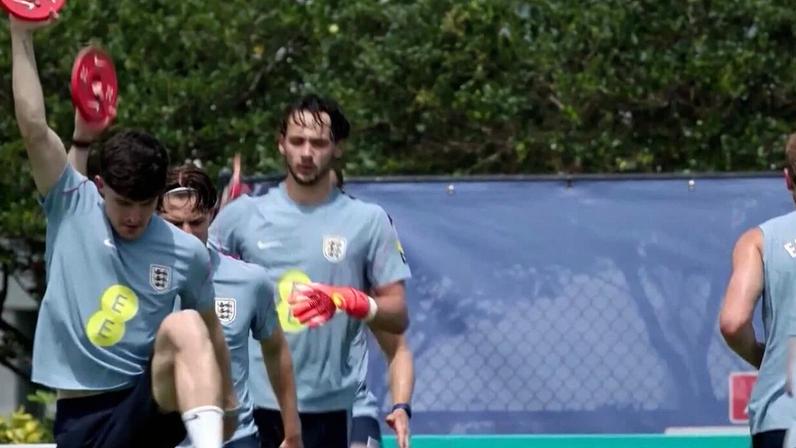 Palmer em Ibiza e Maguire na TV: o que fazem os cortados da Inglaterra na Copa