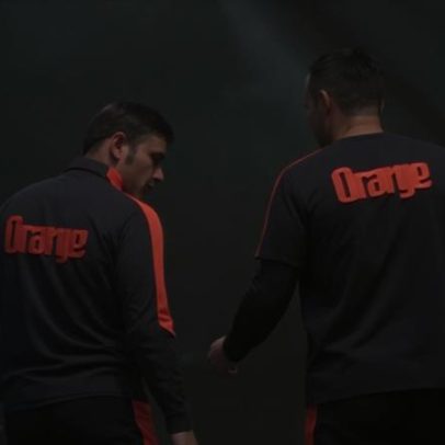 Memphis agride companheiro holandês durante jogo de bobinho, vídeo mostra