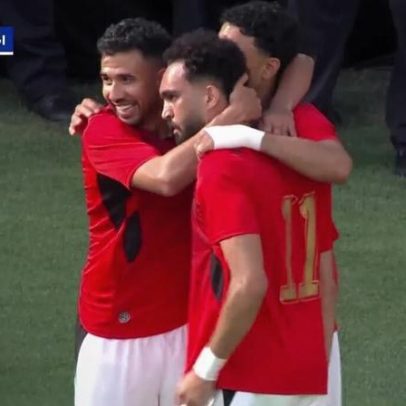 Zico (Egito) marca contra o Brasil aos 10 minutos do 1º tempo
