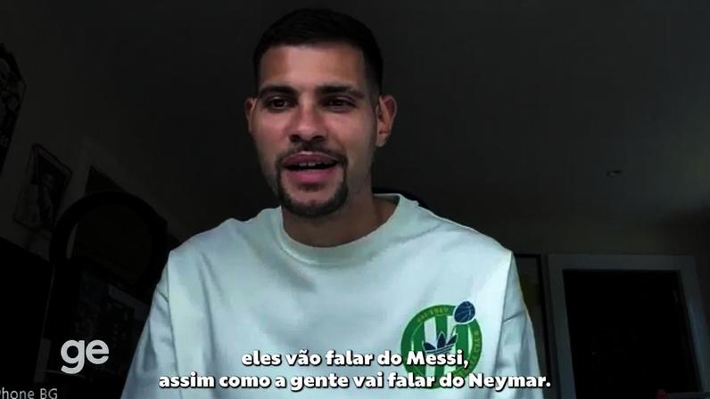 Bruno Guimarães cita Messi e CR7 para explicar reverência a Neymar: "Você quer ganhar com os ídolos"