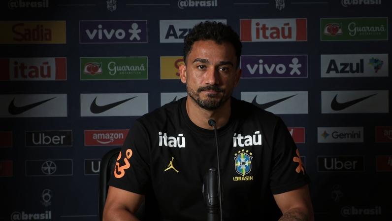 Danilo admite que Seleção não tem a maturidade de Argentina e França