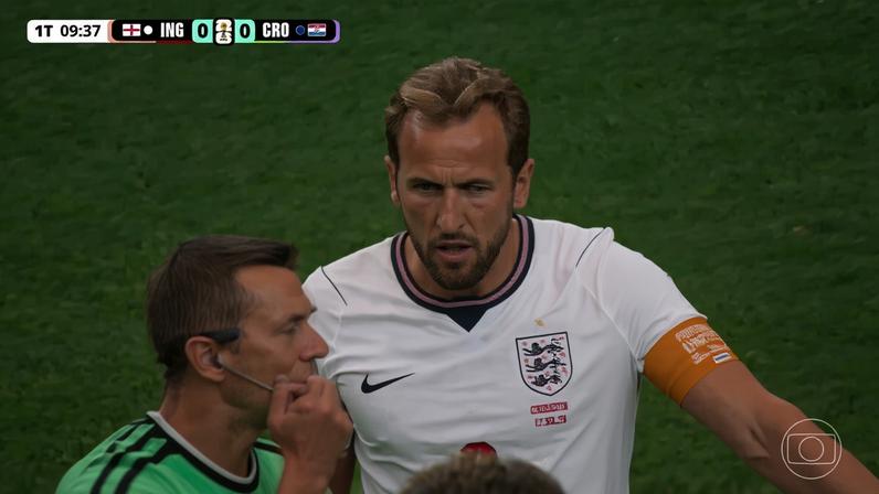 Defesa de pênalti de Livaković aos 9 minutos do 1º tempo contra a Inglaterra