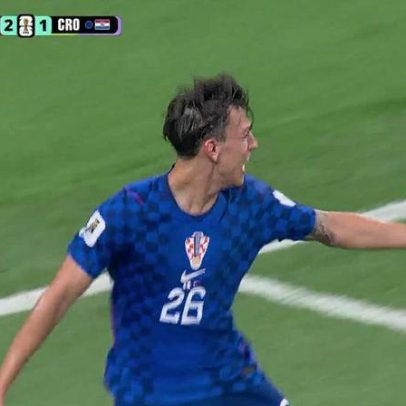 Gol de Petar Musa aos 50' da Croácia contra a Inglaterra