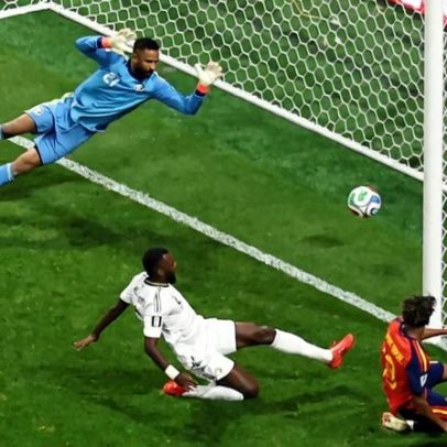 Motivo da substituição de Lamine Yamal no intervalo contra a Arábia Saudita