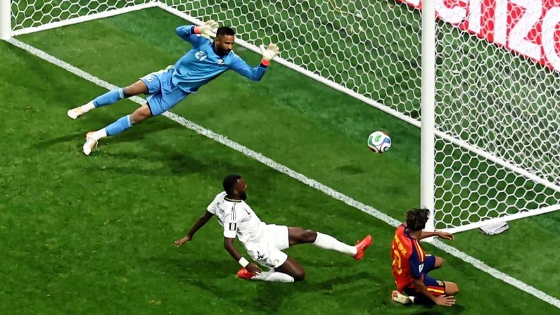 Lamine Yamal marca seu primeiro gol em Copa do Mundo